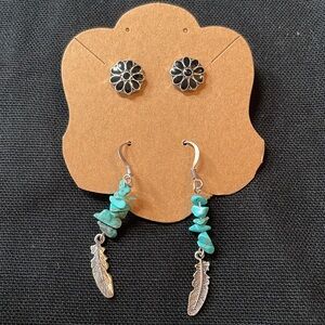 Turquoise Chip & Feather Charm Earrings & Black Enamel Silver Flower Studs